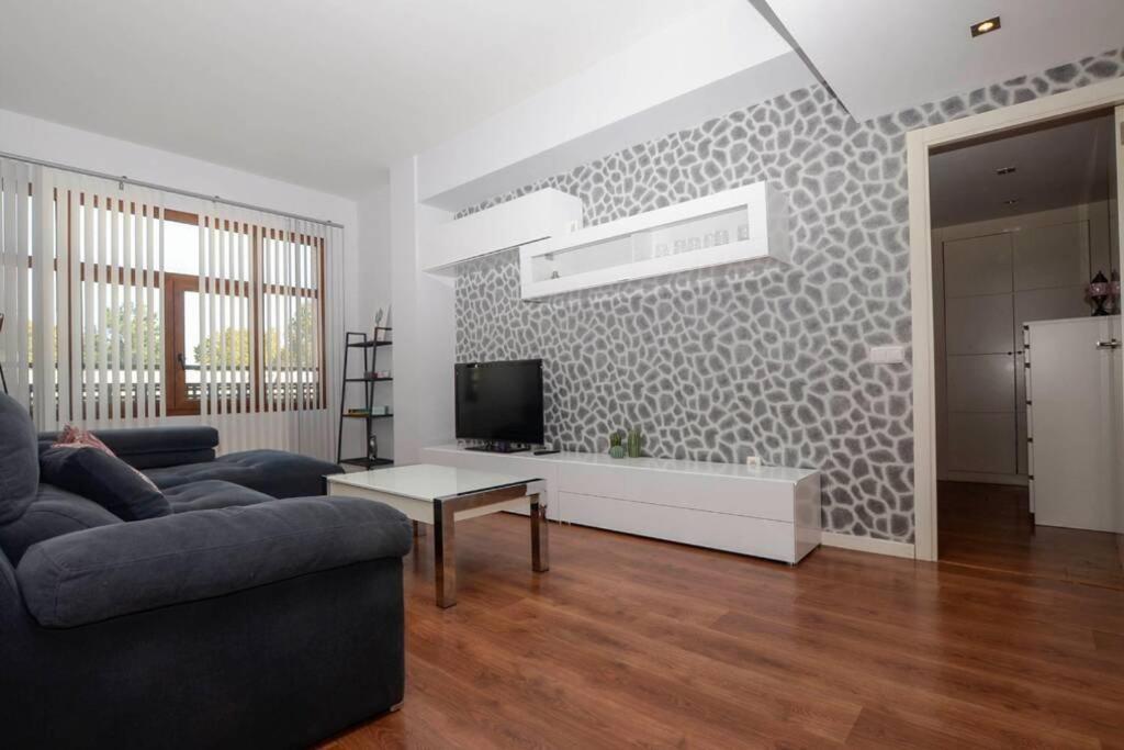 Apartamento Completo - Centro De Algeciras Ngoại thất bức ảnh