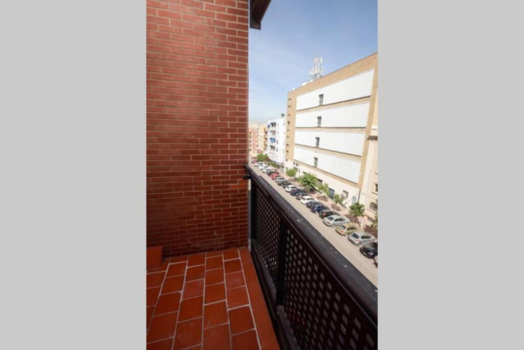 Apartamento Completo - Centro De Algeciras Ngoại thất bức ảnh
